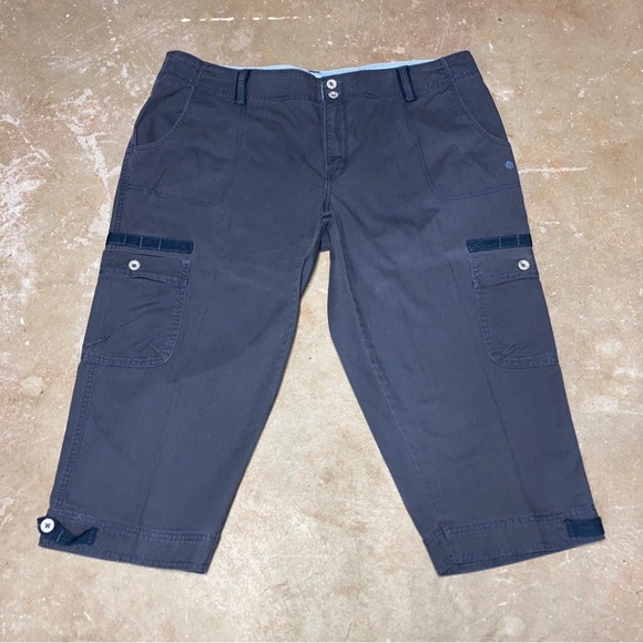 Levi's Pants - Levis Cargo Capri Pants Slate Gray Size 16